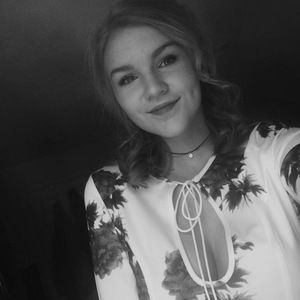 Meet your Posher, Caroline